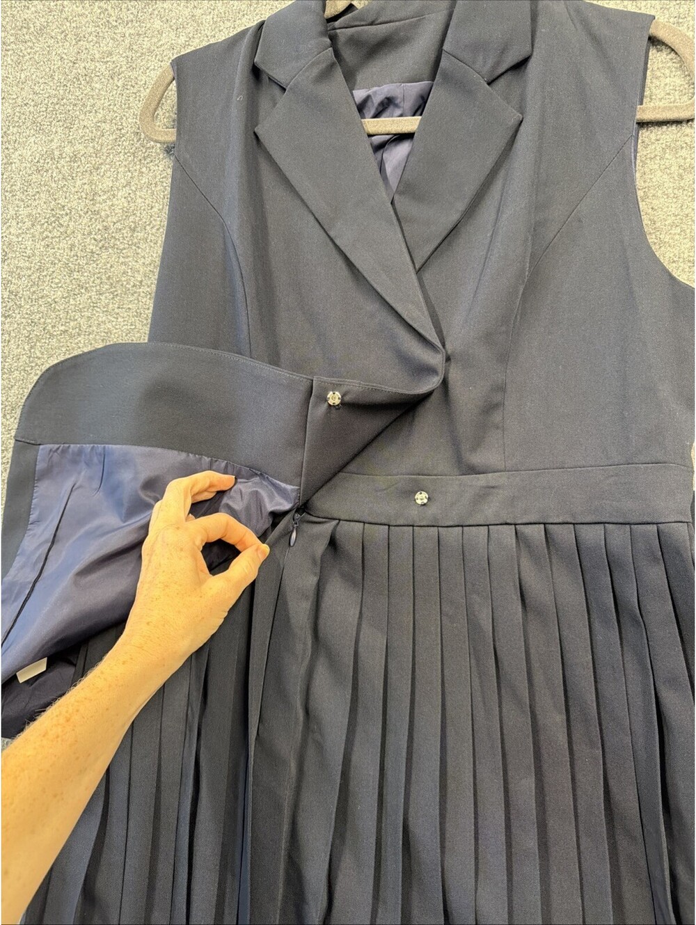 NWT  Commense  Navy Blue Belted Pleated Sleeveless Blazer Mini Dress Sz L - Picture 9 of 13